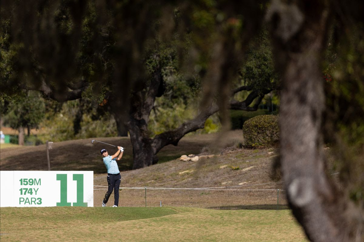 Anthony Kim hits his shot from a bunker on the 13th hole during the third round of the LIV Golf Promotions at Black Diamond Ranch on Saturday (LIV Golf)
