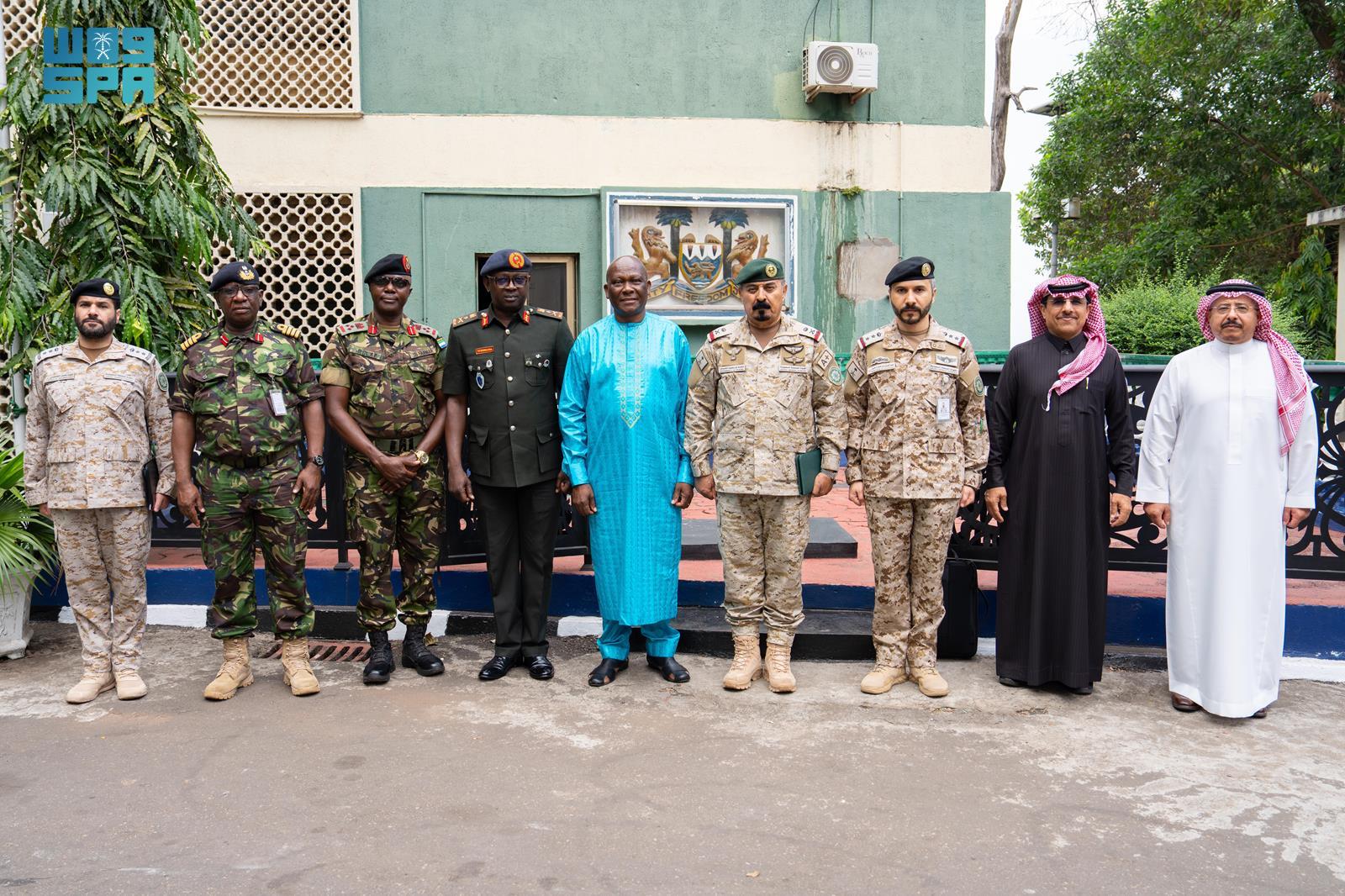 Officials explored ways to improve coordination between security and military agencies to enhance operational efficiency and responsiveness. (SPA)