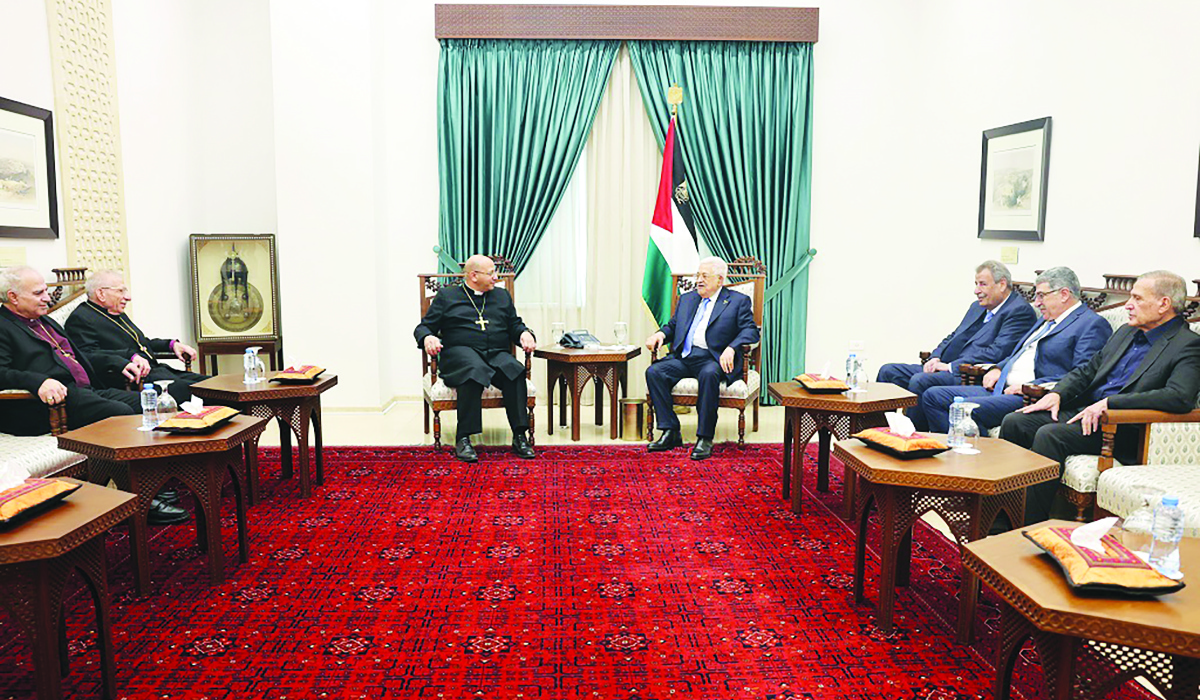President Mahmoud Abbas receives delegation of bishops from the Evangelical Lutheran Church in Ramallah. (WAFA)