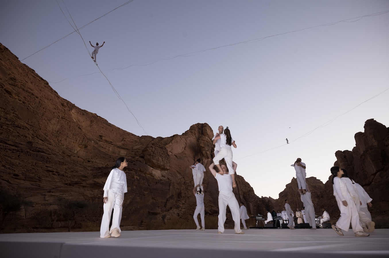 Villa Hegra presented the contemporary dance performance “Vertigo” at Wadi AlFann. (Supplied)