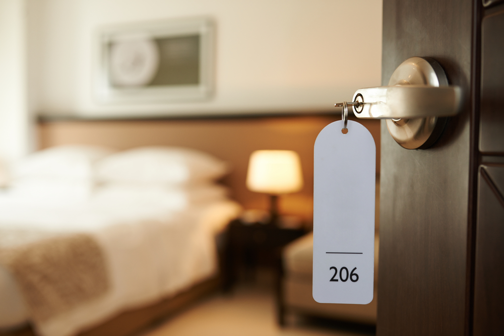 Saudi POS spending holds above $3bn as hotel outlays rise: SAMA
