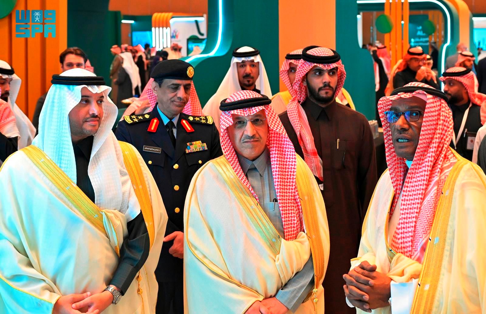 Minister of Education Yousef Al-Benyan, center, inaugurated the second Education and Training Investment Forum in Riyadh. (SPA)