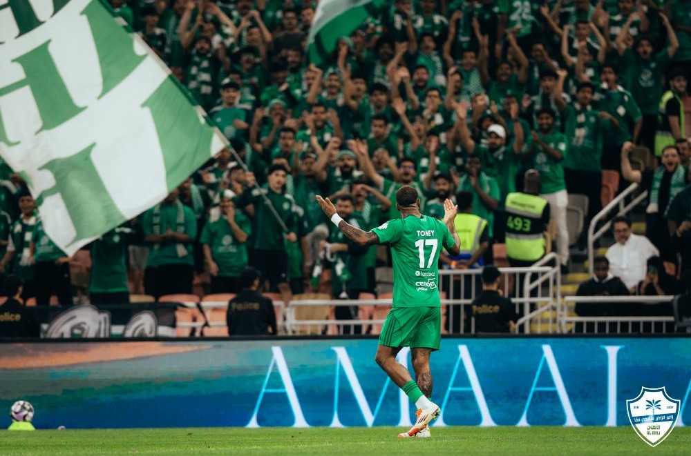 Ivan Toney notched a hat-trick against Al-Ettifaq. (X/@ALAHLI_FCEN)