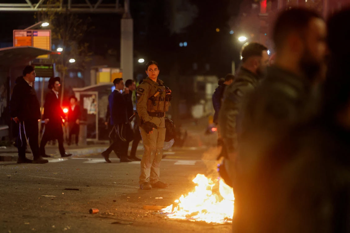 Teen killed after Israeli bus hits ultra-Orthodox protesters in Jerusalem