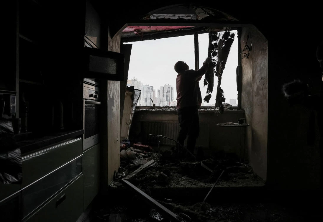 Kyiv mayor calls for temporary evacuation over heating outages