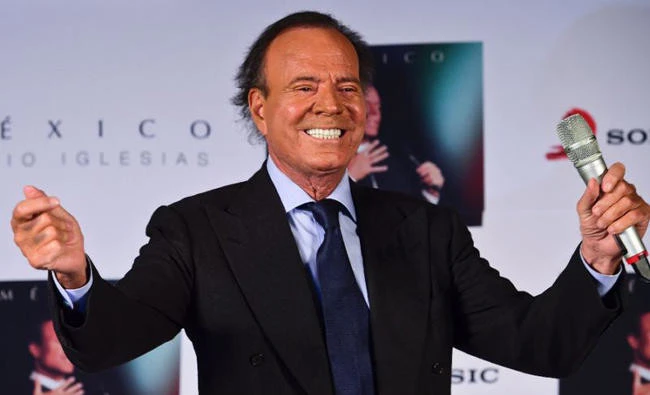 Grammy-winning singer Julio Iglesias on Friday denied allegations that he sexually assaulted two former employees, calling the accusations “absolutely untrue.” (AFP/File)