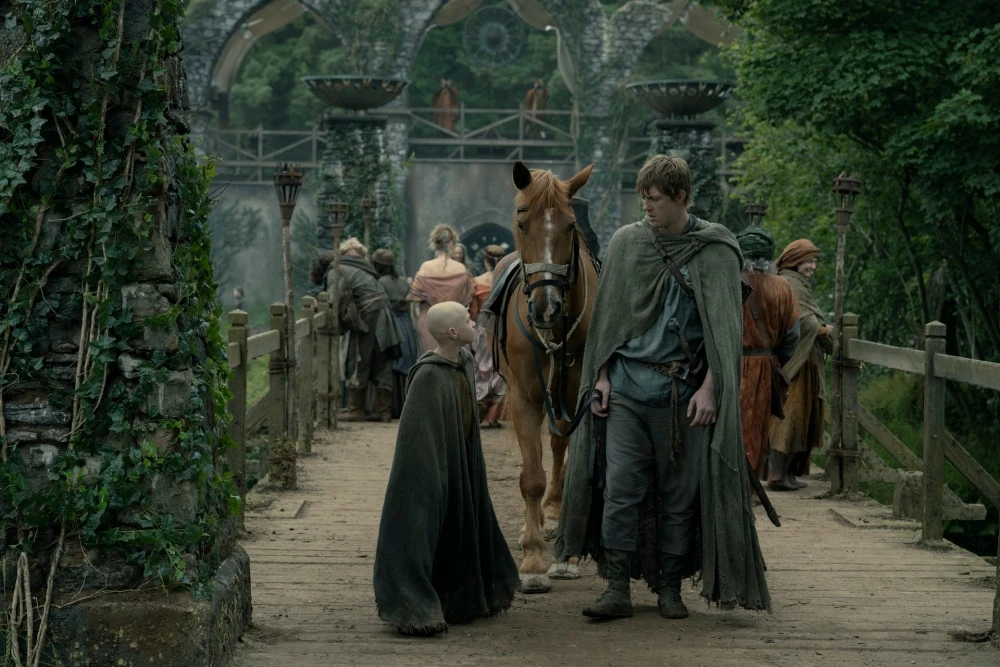 Review: ‘A Knight of the Seven Kingdoms’ is an oddball comedy worthy of Westeros