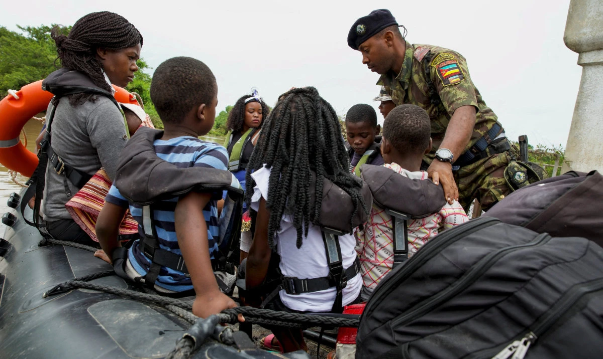 Floods in Mozambique displace more than 300,000 people in one province, governor says