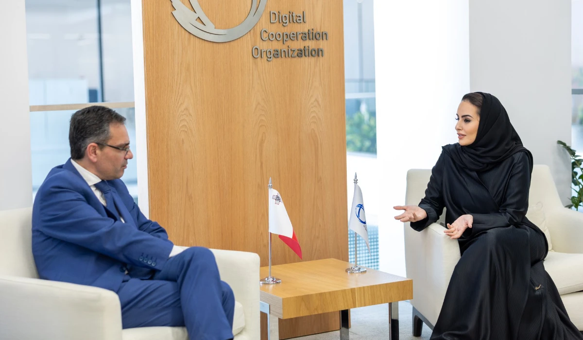 Deemah Al-Yahya (R) holds talks with Roberto Pace in Riyadh. (Supplied)