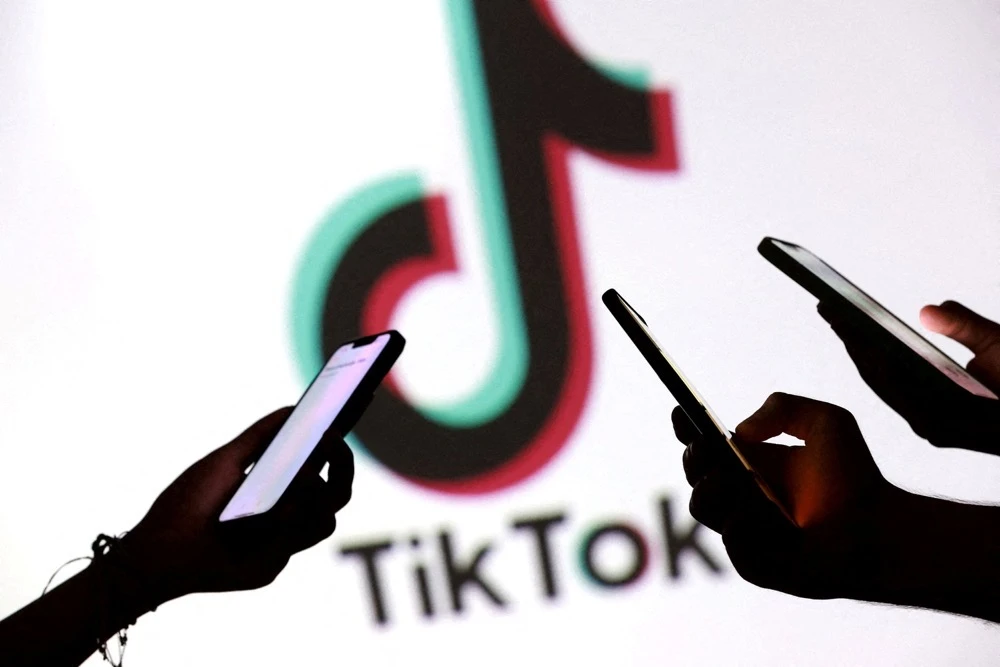TikTok’s Chinese owner, ByteDance, last week finalized a deal to set up a majority US-owned joint venture known as TikTok USDS Joint Venture LLC that will secure US data, to avert a ban on the short video app used by more than 200 million Americans. The deal was praised by Trump. (Reuters)