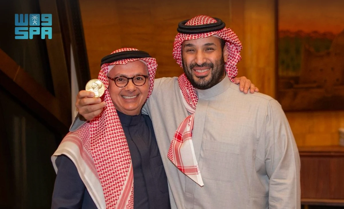 Saudi Crown Prince Mohammed bin Salman receives Professor Omar Yaghi in Riyadh on Wednesday. (SPA)