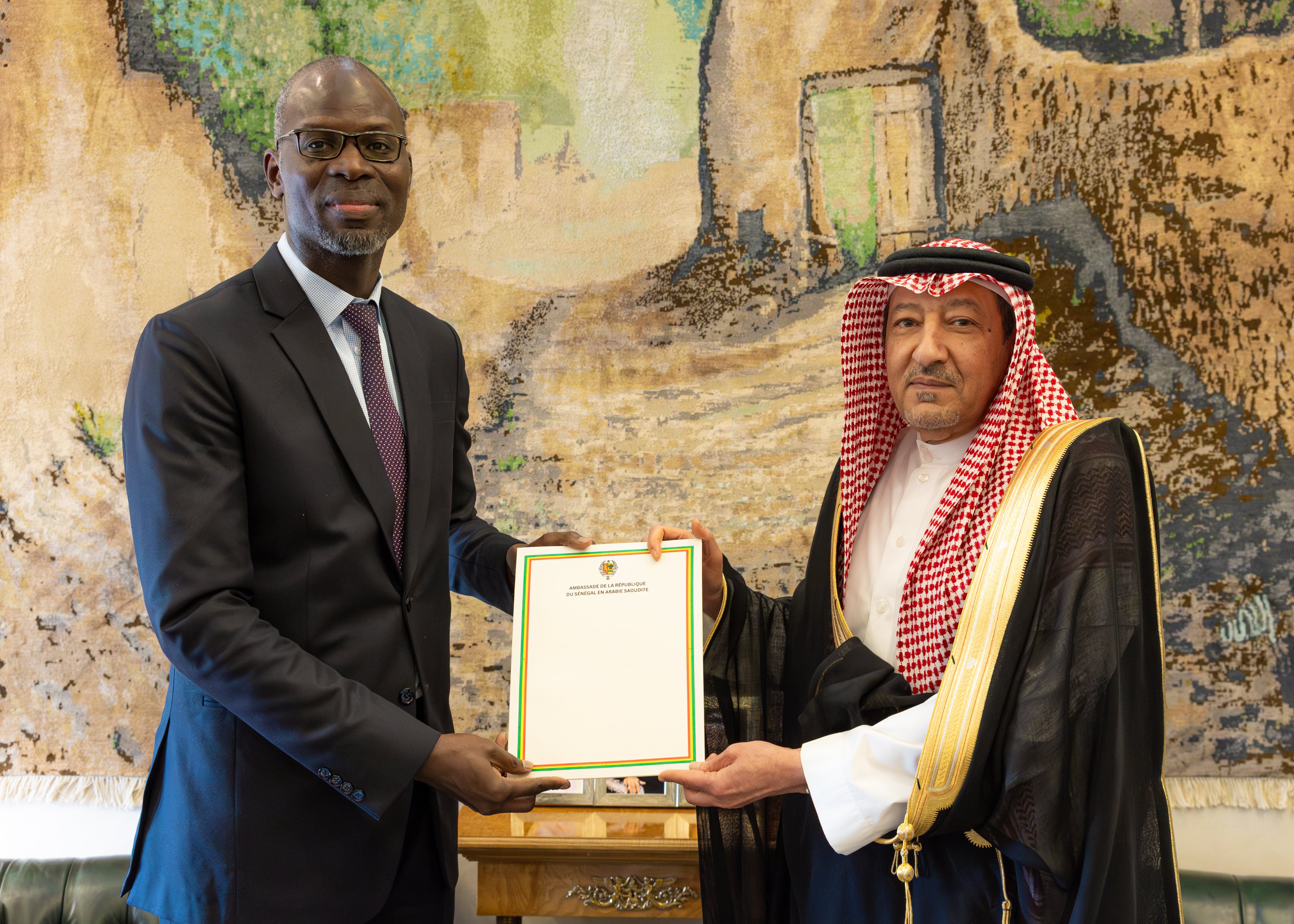 The message was received by Saudi Deputy Minister of Foreign Affairs Waleed bin Abdulkarim Al-Khereiji during a meeting with Senegal’s ambassador to the Kingdom. (SPA)