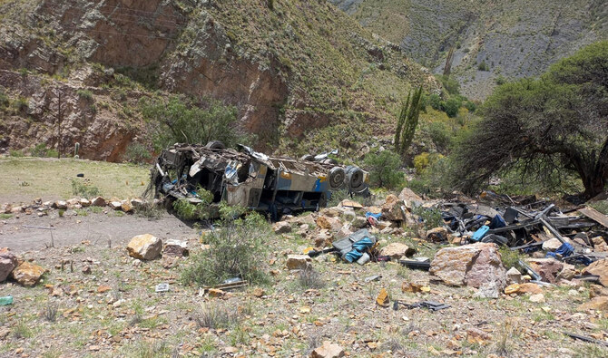 Bus plunges into ravine in Bolivia, killing at least 10