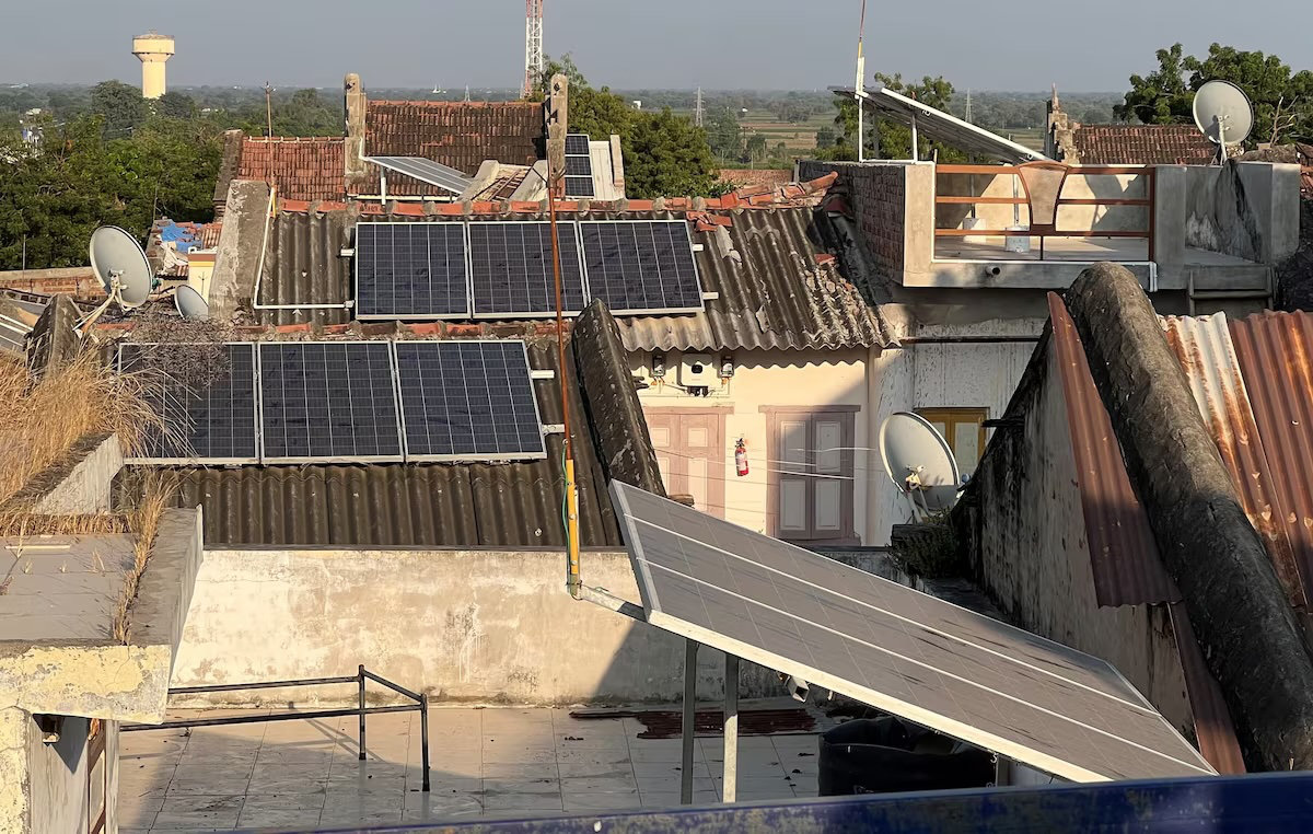 Modi’s rooftop solar push slowed by reluctant lenders, states