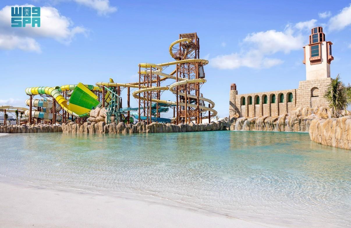 The resort features Murjana Waterpark, the Kingdom’s first fully integrated hotel water park, with 11 water attractions. SPA
