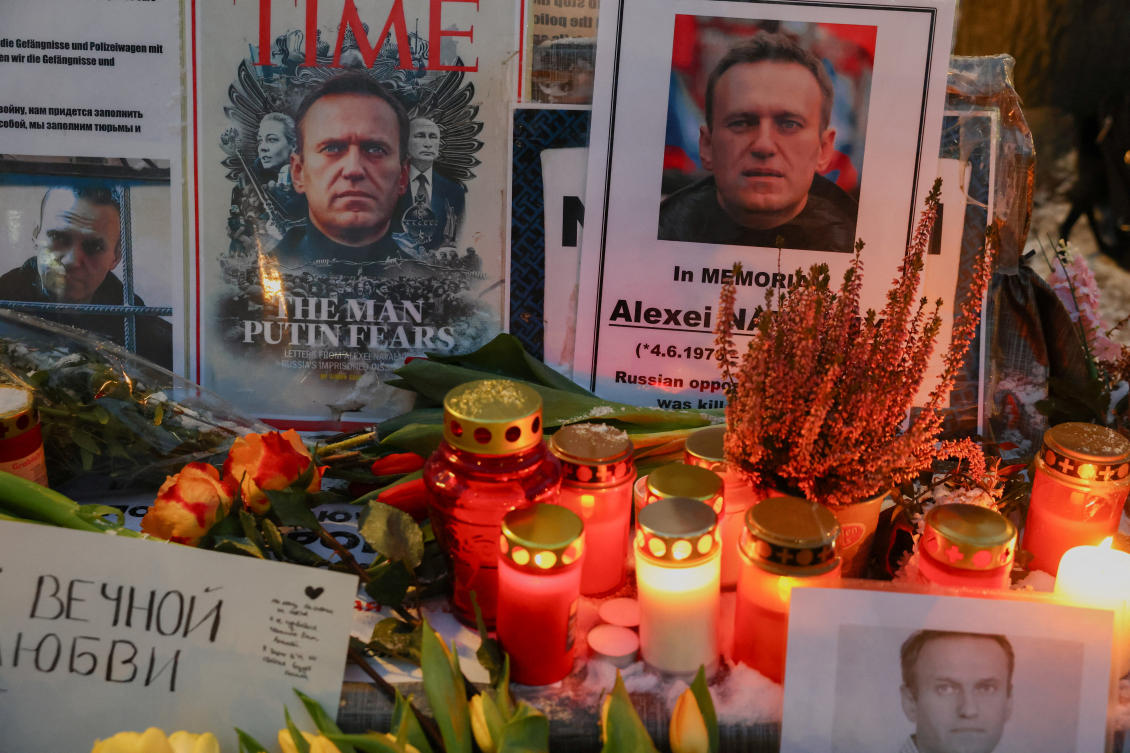 Tributes to late Kremlin critic Alexei Navalny are left outside the Russian Embassy, Berlin, Germany, Feb. 16, 2026. (Reuters)