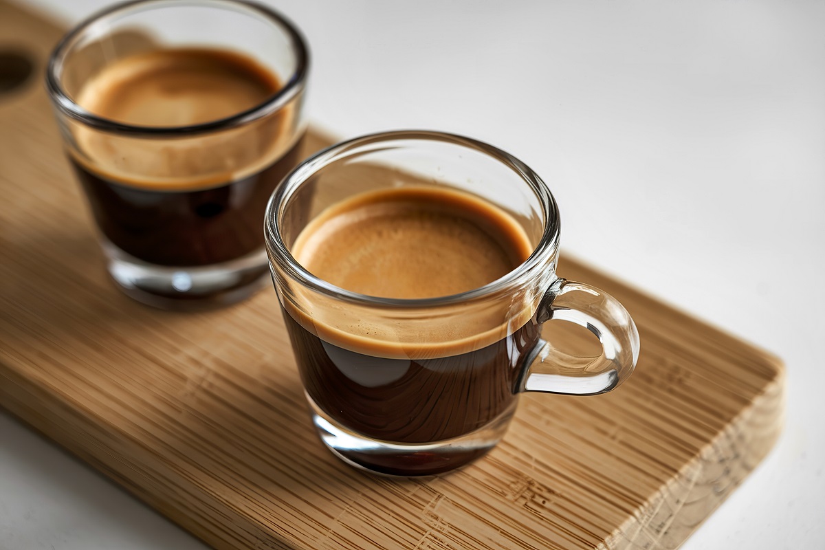 If you are worried about caffeine withdrawal during Ramadan, decaffeinated coffee can be a very helpful bridge. (Shutterstock)