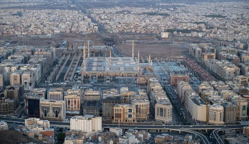The Ministry of Municipalities and Housing, represented by the Madinah Regional Municipality, has intensified field and operational procedures to improve service readiness during Ramadan. (SPA)
