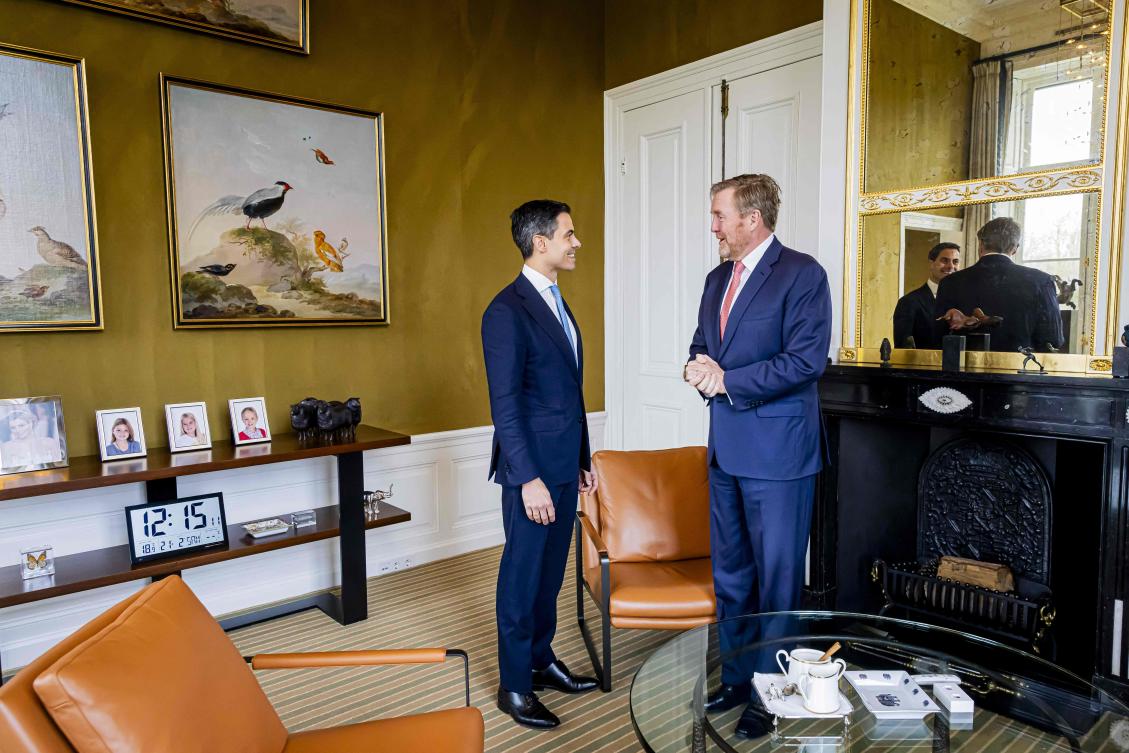 Dutch King Willem-Alexander (R) meets with formateur Rob Jetten (D66) in his office at Huis ten Bosch Palace in The Hague, The Netherlands on February 21, 2026. Dutch PM-elect Rob Jetten's government will sworn on February 23, 2026. (Photo by patrick van katwijk / ANP / AFP) / Netherlands OUT