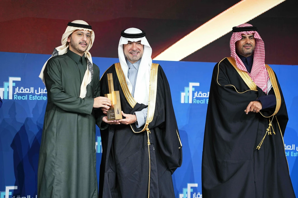 Aqar wins Real Estate Excellence Award in ‘proptech’ category