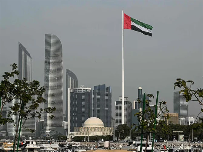 Abu Dhabi’s economy expanded 7.7 percent in the third quarter of 2025, reaching a record quarterly GDP of 325.7 billion dirhams ($88.69 billion), the Statistics Centre – Abu Dhabi reported. (AFP)