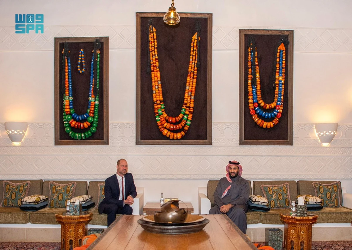 Saudi Crown Prince Mohammed bin Salman gives Britain’s Prince William a tour of At-Turaif, a UNESCO World Heritage Site in Diriyah, on Monday. (SPA)