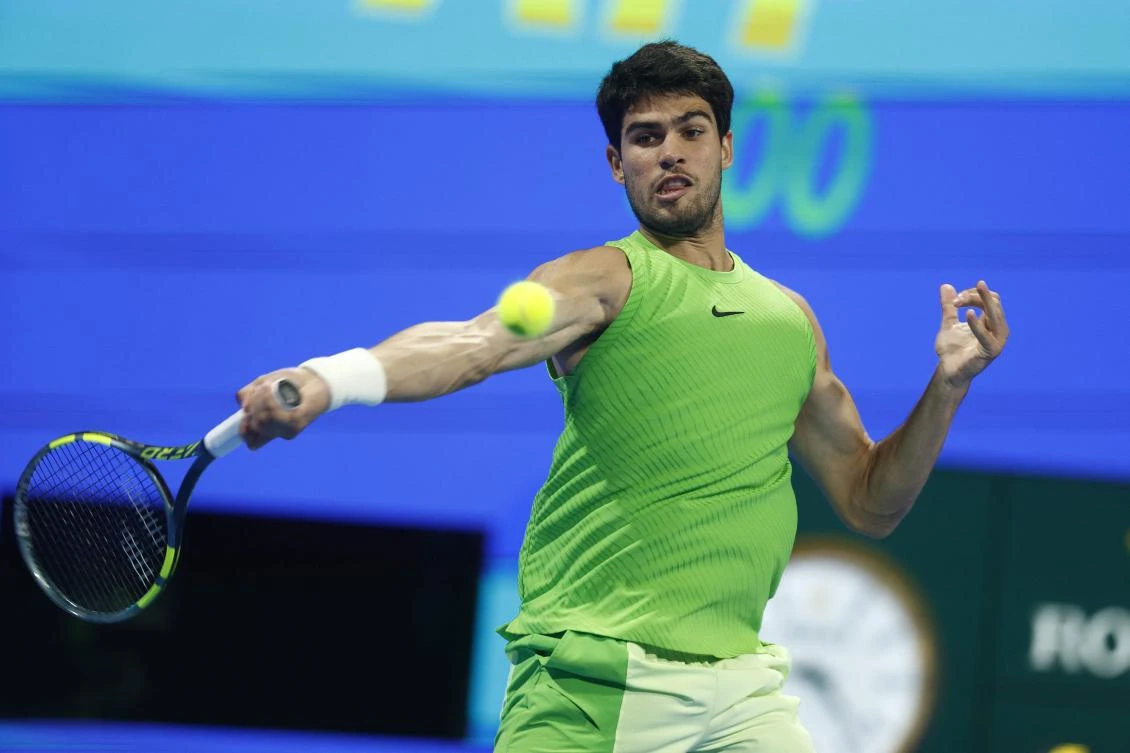Alcaraz fights back to book last four berth in Qatar