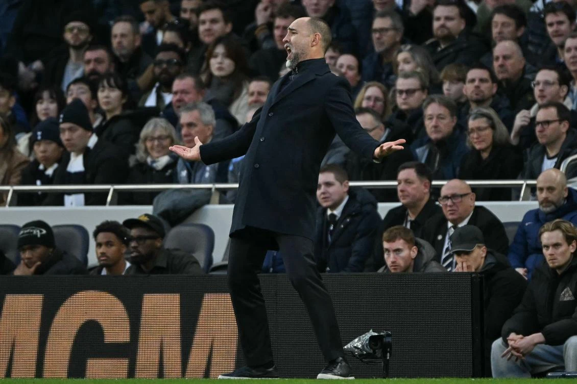 Tottenham Hotspur’s Croatian coach Igor Tudor reacts during the English Premier League football match between Tottenham Hotspur and Arsenal at the Tottenham Hotspur Stadium in London, on February 22, 2026. (AFP)