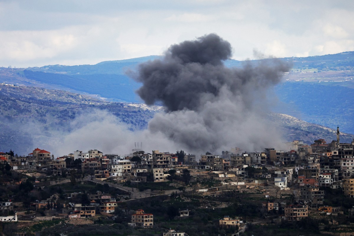 Renewed Israeli strikes on south Lebanon have forced thousands to flee north. (AFP)