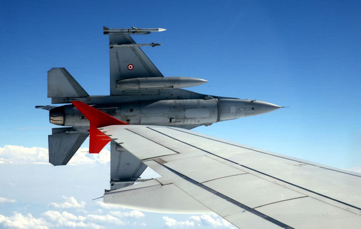 An F-16 fighter jet escorts Turkish president Recep Tayyip Erdogan’s plane while travelling from Ankara to Istanbul on July 15, 2017. (Presidential Press Service/AFP file photo)