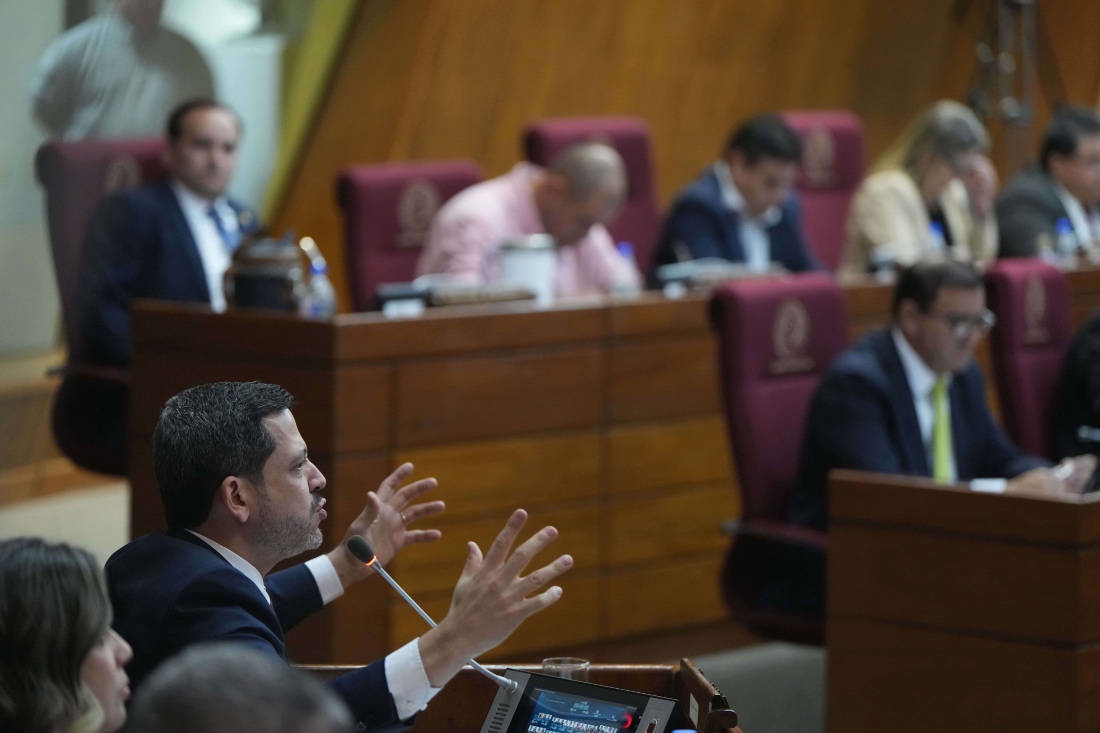 Paraguay lawmakers approve defense agreement allowing an increased US military presence