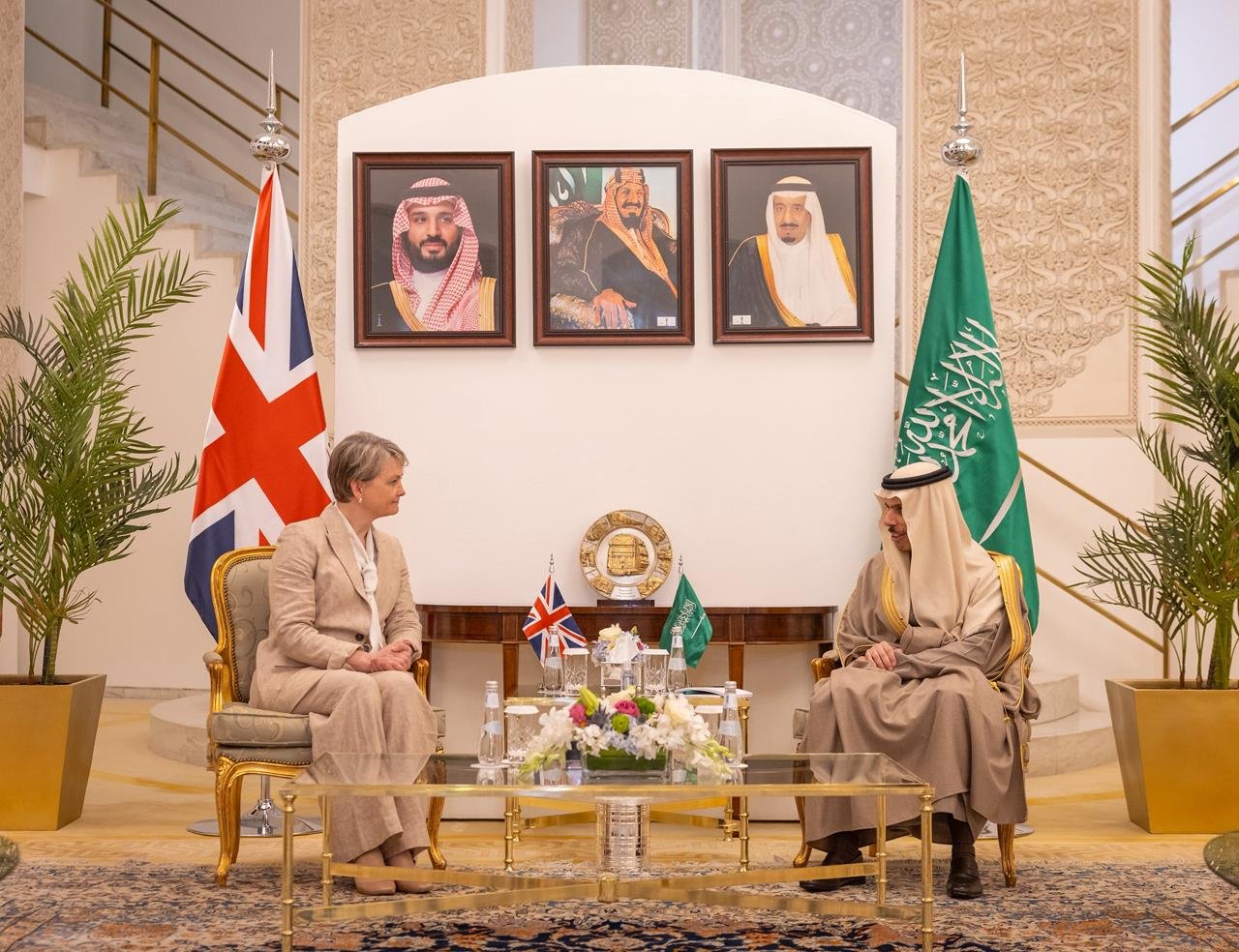 Saudi Foreign Minister Prince Faisal bin Farhan met with Yvette Cooper, the UK’s Secretary of State for Foreign, Commonwealth and Development Affairs, in Riyadh on Thursday. (SPA)