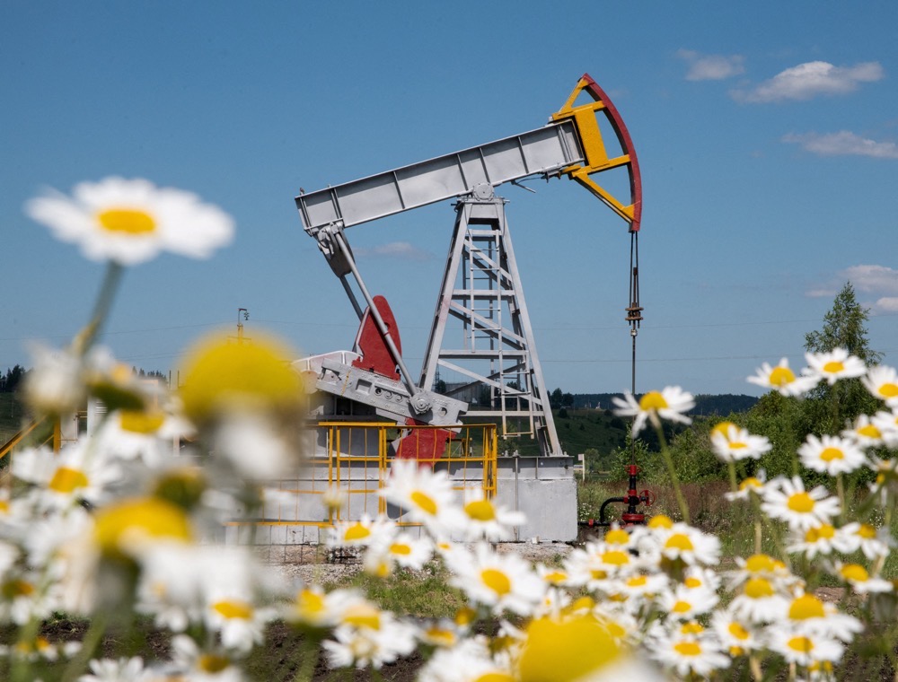 An oil pump jack outside Almetyevsk, in the Republic of Tatarstan, Russia. (Reuters/File)