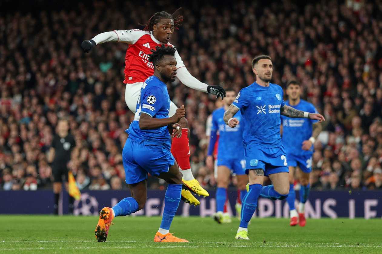 Eze stunner helps Arsenal past Leverkusen into last eight