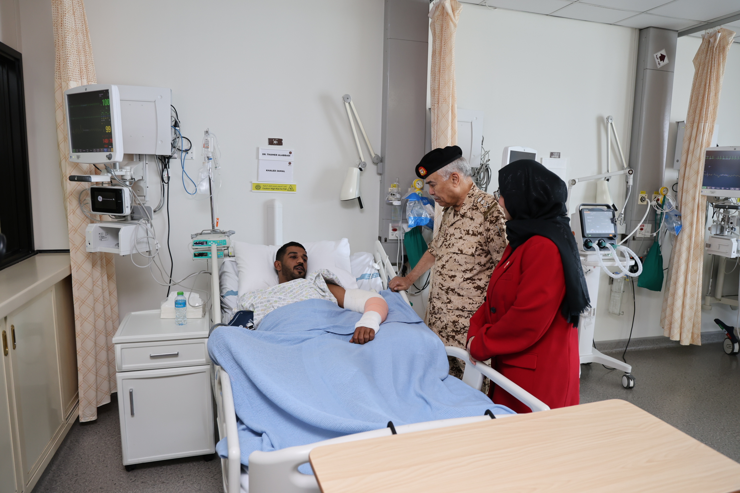 Lt. Gen. Abdullah bin Hassan Al-Nuaimi, the Bahraini minister of defense, checked on the victims’ condition and followed up on their treatment. (BNA)
