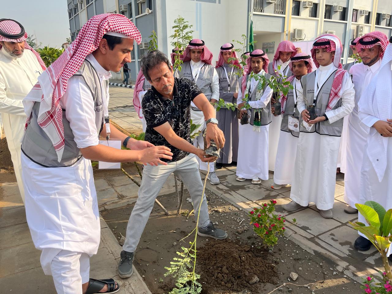 Environmental volunteer Faleh Al-Juhani has turned an interest in agriculture into a series of initiatives to expand green spaces in schools, universities and public parks across western Saudi Arabia. (Supplied)