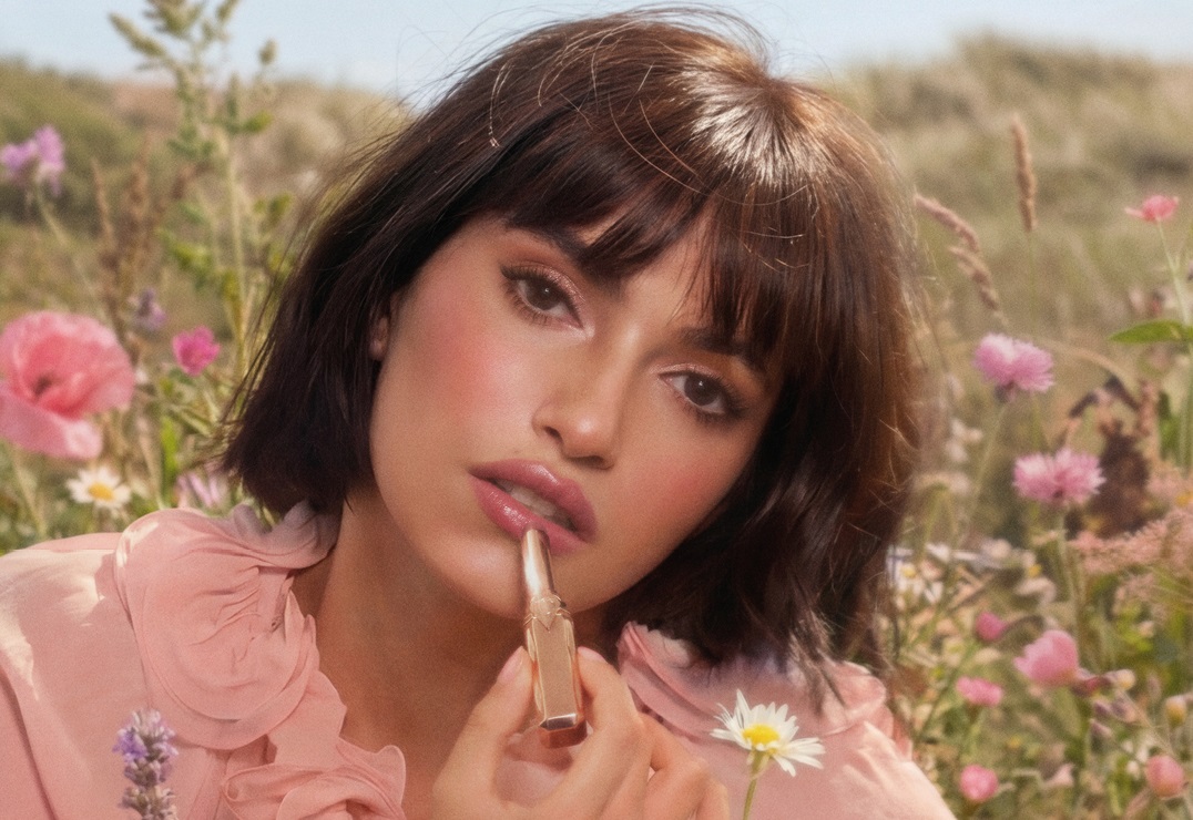 Iraqi-Finnish digital content creator Yusur Al-Khalidi, also known as Asoo, is the face of the Middle East in Charlotte Tilbury’s latest campaign. (Supplied)