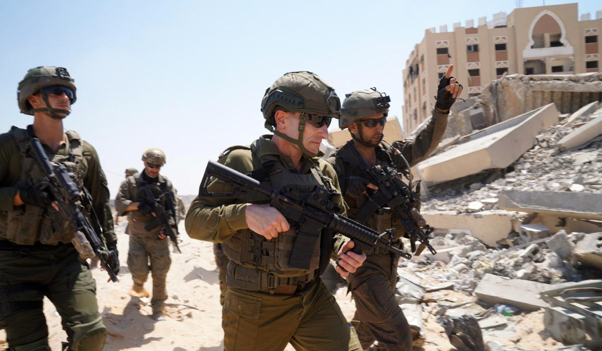 The Deputy Chief of the General Staff Major-General Amir Baram (C) during the previous day taking part in operations with the 98th Division in the Gaza Strip. (AFP file photo)