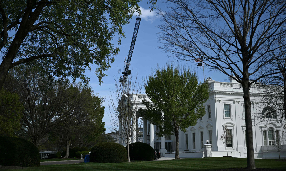 Judge orders White House ballroom construction to halt in a ruling that leaves Trump seething