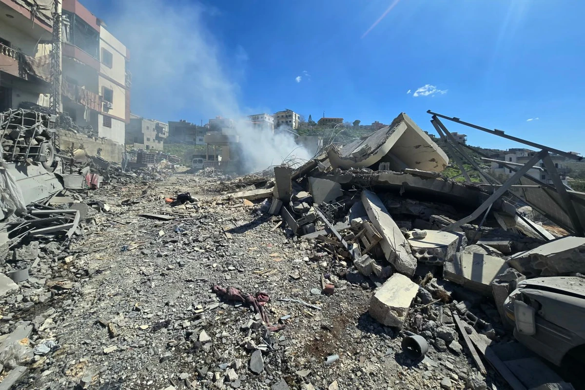 A number of injured Syrians were taken to a hospital in Nabatieh for treatment. (SANA)
