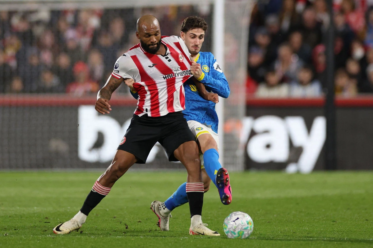 Brentford blow two-goal lead in 2-2 draw with Wolves