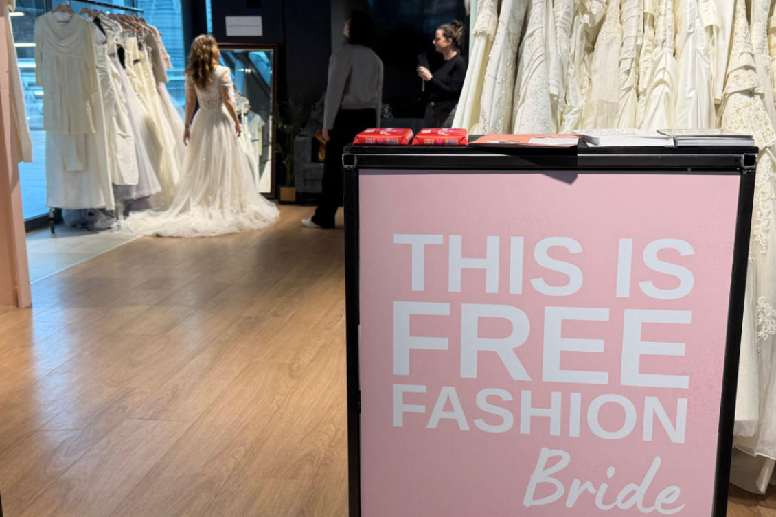 ‘Something borrowed’: Dutch bride opts for recycled wedding
