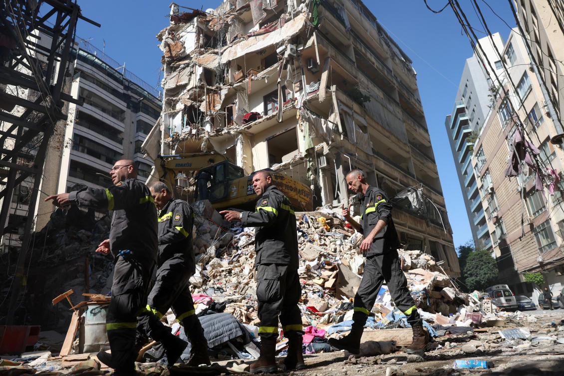Rescuers work at the site of an Israeli strike carried out on Wednesday, in Ain Al Mraiseh in Beirut, Apr. 9, 2026. (Reuters)