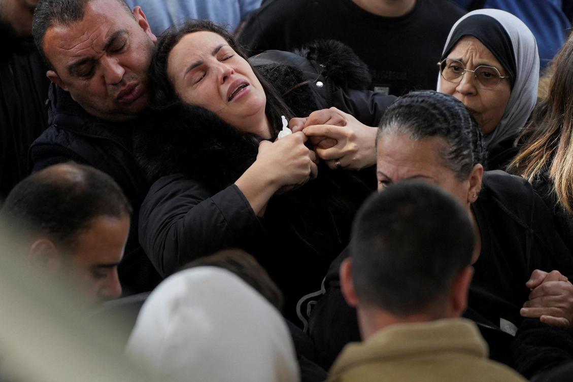 A mourner reacts during the funeral of people killed in an Israeli strike that hit a cafe on Wednesday, in Sidon, Lebanon, April 10, 2026. (Reuters)