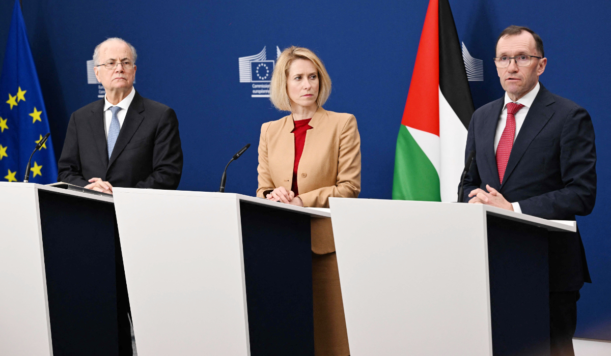 Norwegian Minister for Foreign Affairs Espen Barth Eide (R) speaks during a press statement with Palestinian Prime Minister Mohamed Mustafa and EU High Representative and Vice-President for Foreign Affairs and Security Policy Kaja Kallas (C) before a Ad Hoc Liaison Committee (AHLC) Ministerial Meeting, in Brussels on April 20, 2026. (AFP)
