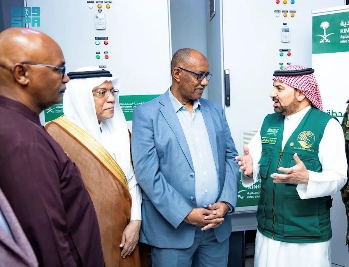 The rehabilitated plant has a production capacity of 3,000 cubic meters per day and serves about 50 neighborhoods in Port Sudan, whose population exceeds 400,000. (SPA)