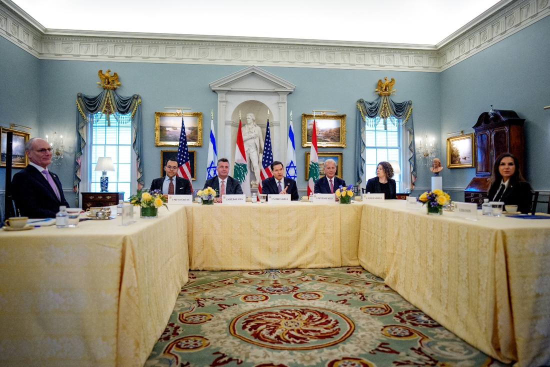 Sources say the US is preparing to press Lebanon to reconsider its law criminalizing contact with Israel, following an initial round of discussions held about a week ago. (FILE/AFP)