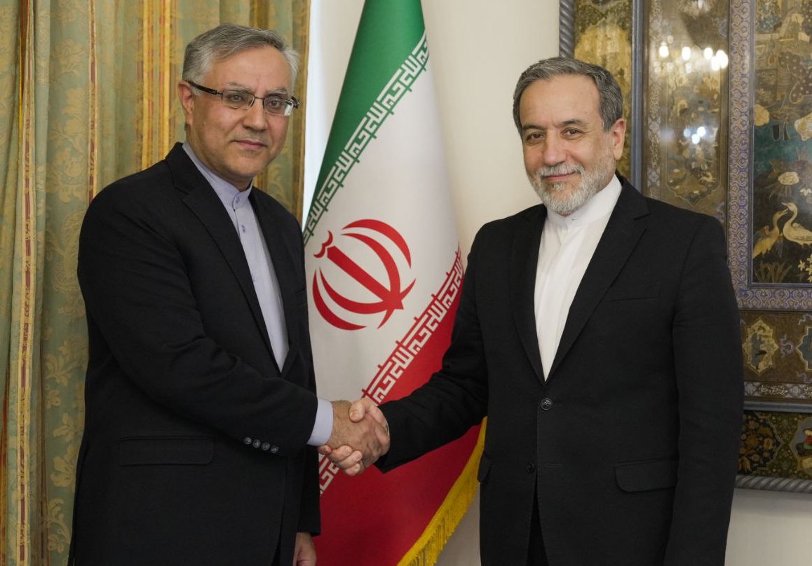 Iran’s new ambassador to the UK Ali Mousavi (left) with Foreign Minister Abbas Araghchi. (Iran foreign ministry)