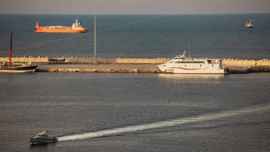 Ship owners await clarity on Hormuz deal to free 800 stranded vessels