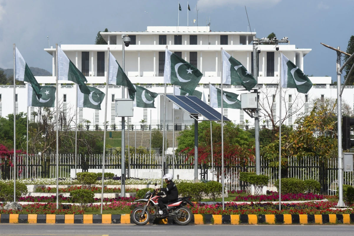 What to expect as Pakistan hosts high-stakes US-Iran peace talks in Islamabad